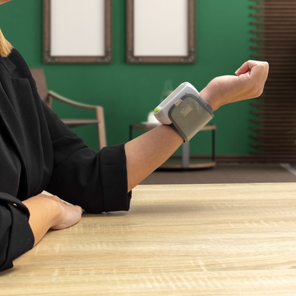 Dr. Senst® vererõhumõõtja randmelt BP880W - Image 2